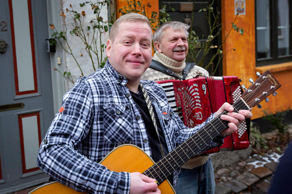 Baggårdsmusikanterne Sonni og Jacob